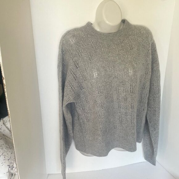 Naadam Cashmere Pointelle Knit Sweater Gray Medium Crewneck Relaxed Fit Classic - Picture 5 of 9